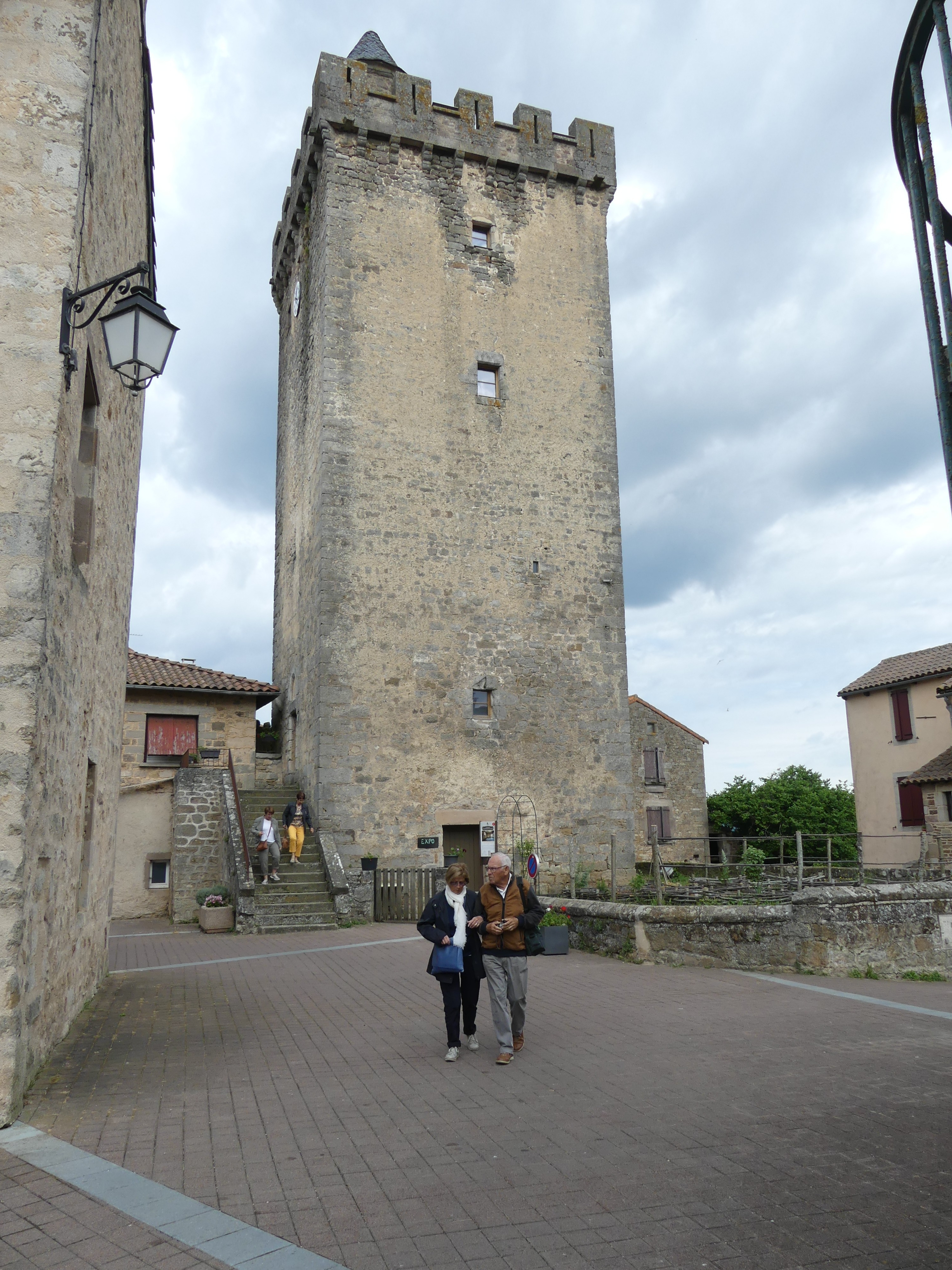 Saint victor et melvieu 31 05 22 p1000819